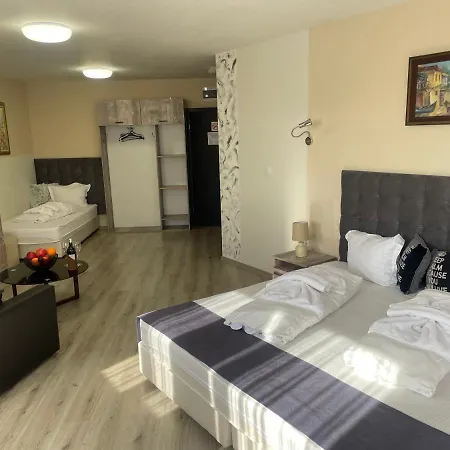 Ostrova 3* Plovdiv